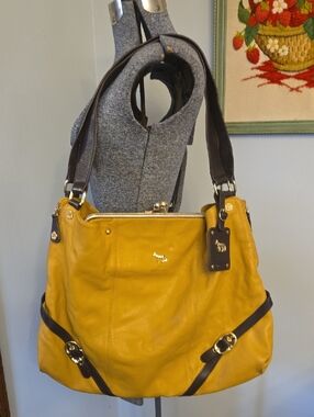 Emma Fox Tan Yellow Leather Shoulder Bag with Dark Brown Trim Gold Hardware